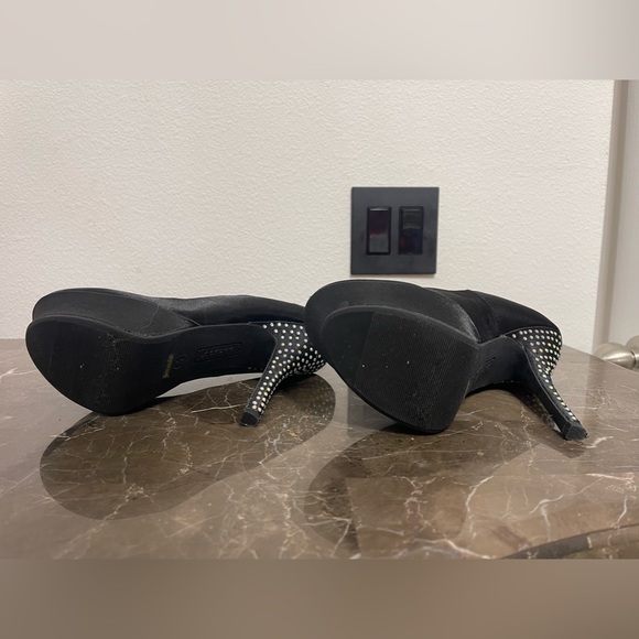 Size 8, Silk Black Pumps with Rhinestones on Heel - Picture 9 of 9